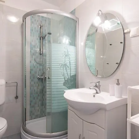 Apartments Mirjana * Central Location And Close To Beach Punat Esterno foto