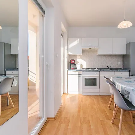 Apartments Mirjana * Central Location And Close To Beach Punat Esterno foto