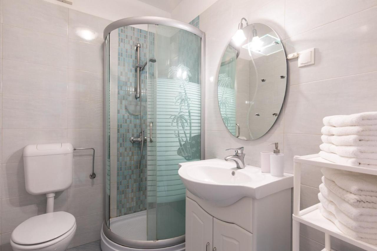 Mirjana * Location And Close To Apartment Punat