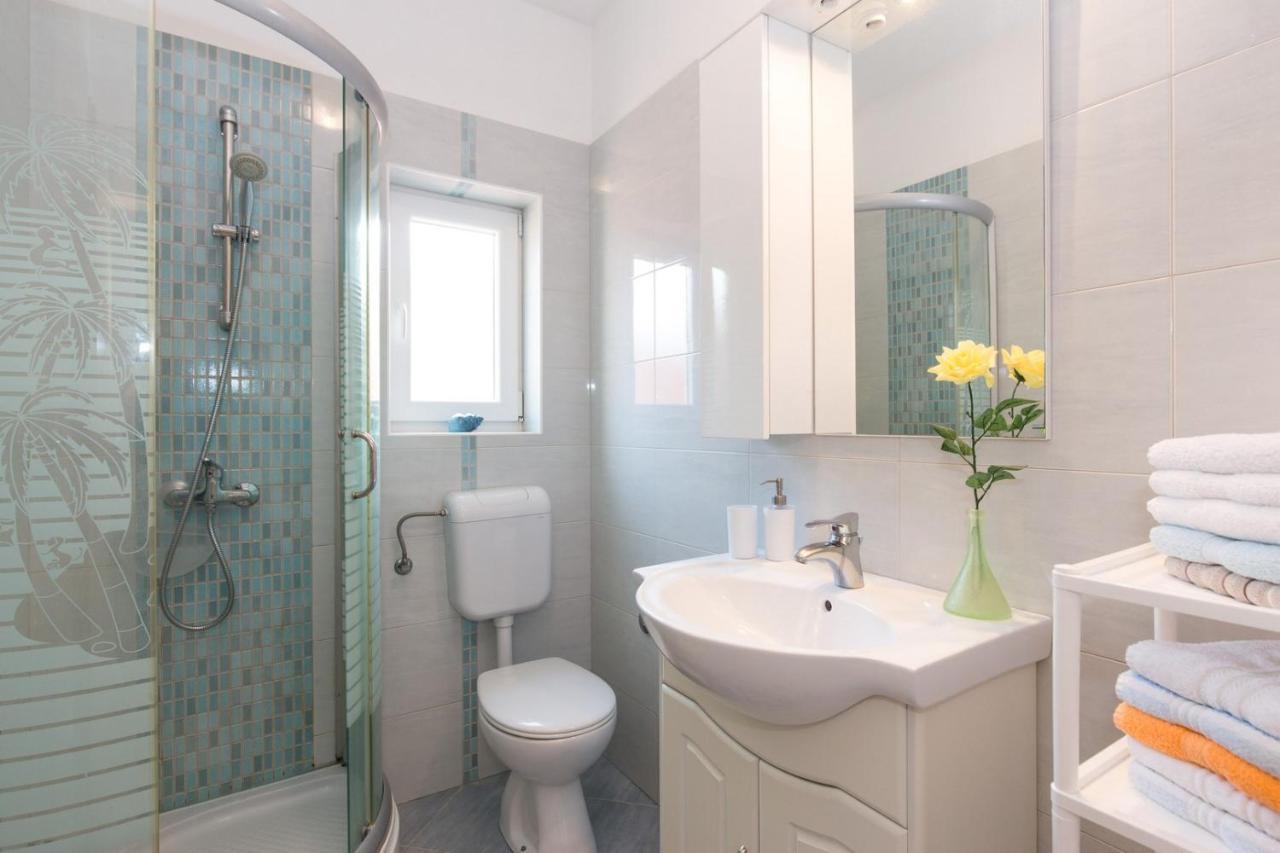 Mirjana * Location And Close To Apartment Punat